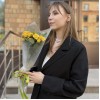 Комплимент желтых кустовых роз 40 см