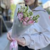 Букет из 3 махровых бело-розовых эустом