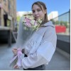 Букет из 9 махровых бело-розовых эустом