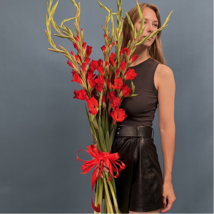 Гладиолус красный