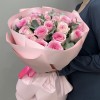 25 розовых роз Мандала 60 см с эвкалиптом
