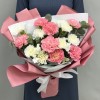 15 розовых и белых гвоздик микс