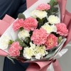 15 розовых и белых гвоздик микс