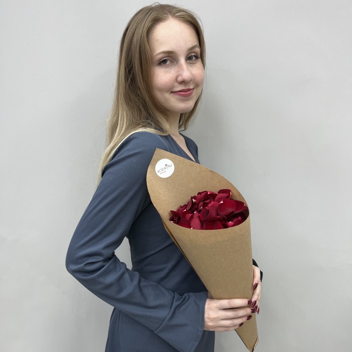Лепестки роз красные 2.5 л