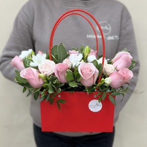 Букет дня в коробке Облако Нежности