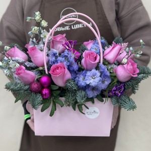 Букет дня в коробке Символ Любви