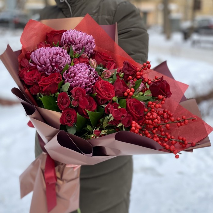 Авторский букет Рябиновые бусы