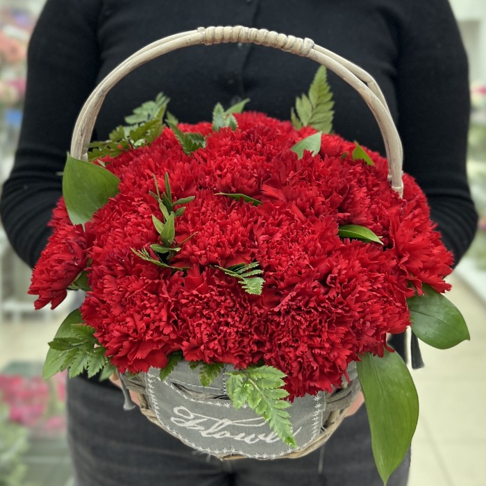 Букет дня в корзине Классика