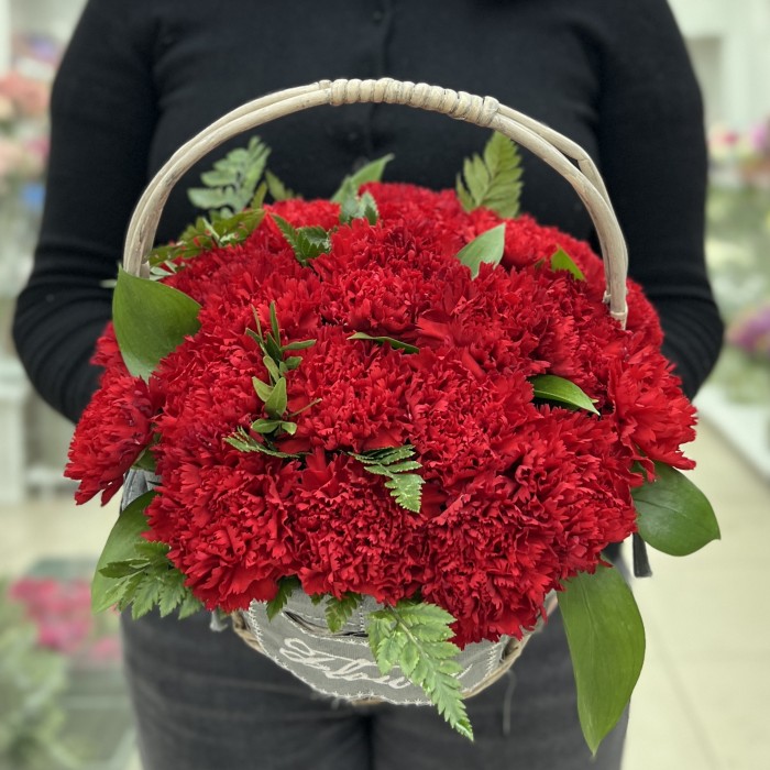 Букет дня в корзине Классика