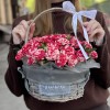 11 кустовых роз Файрворкс в корзине