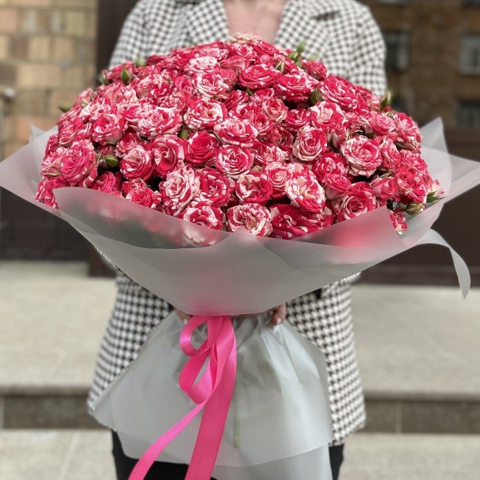 51 кустовая Роза Файрворкс 40 см