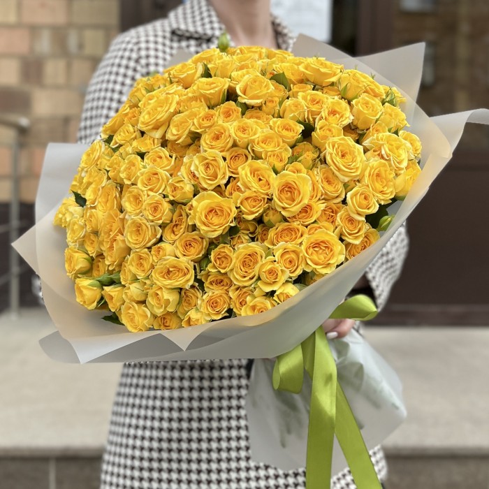51 кустовая желтая Роза Еллоу бейби 40 см