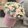 7 кустовых пионовидных роз Свит Джелатто в коробке