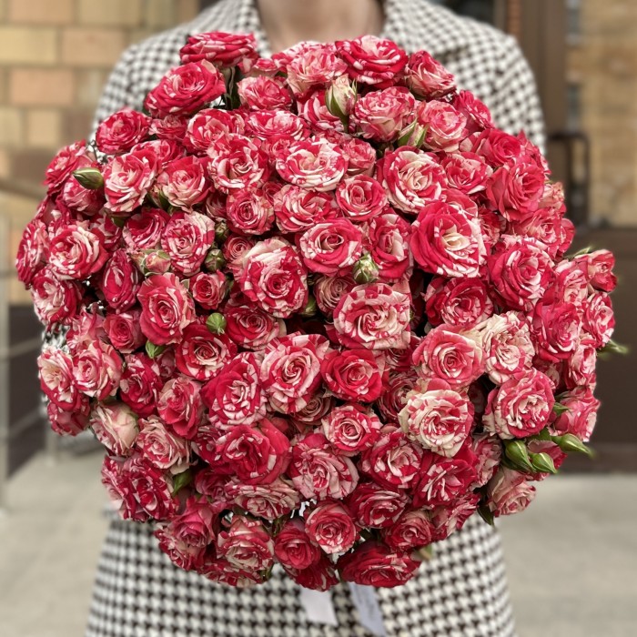 Кустовая Роза Файрворкс 40 см