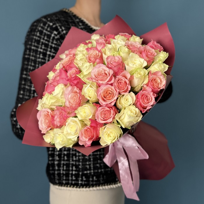 51 белая и розовая Роза