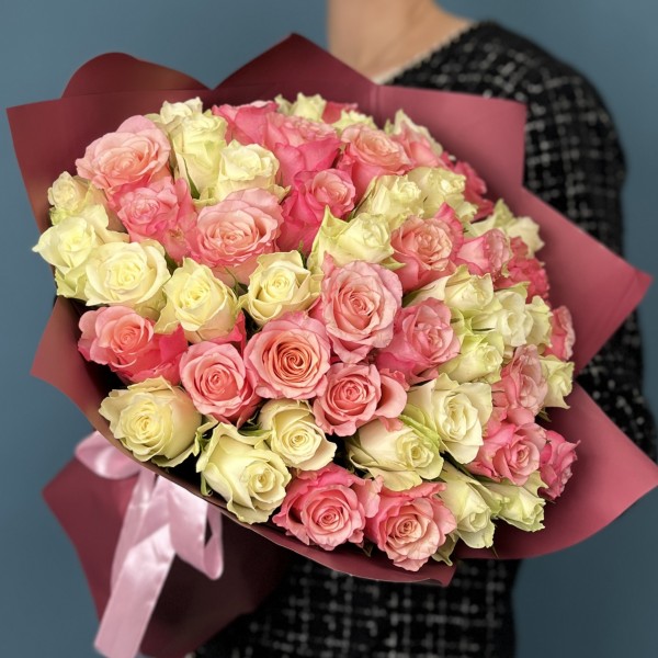 51 белая и розовая Роза