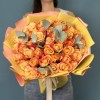 51 яркая роза на Золотую свадьбу