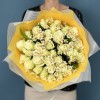 Букет из белых роз и ромашек на Ситцевую свадьбу