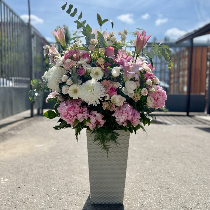 Напольная композиция Дивный Сад