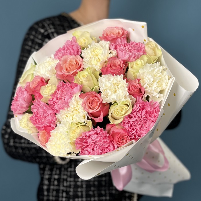 Нежный букет на Жемчужную свадьбу