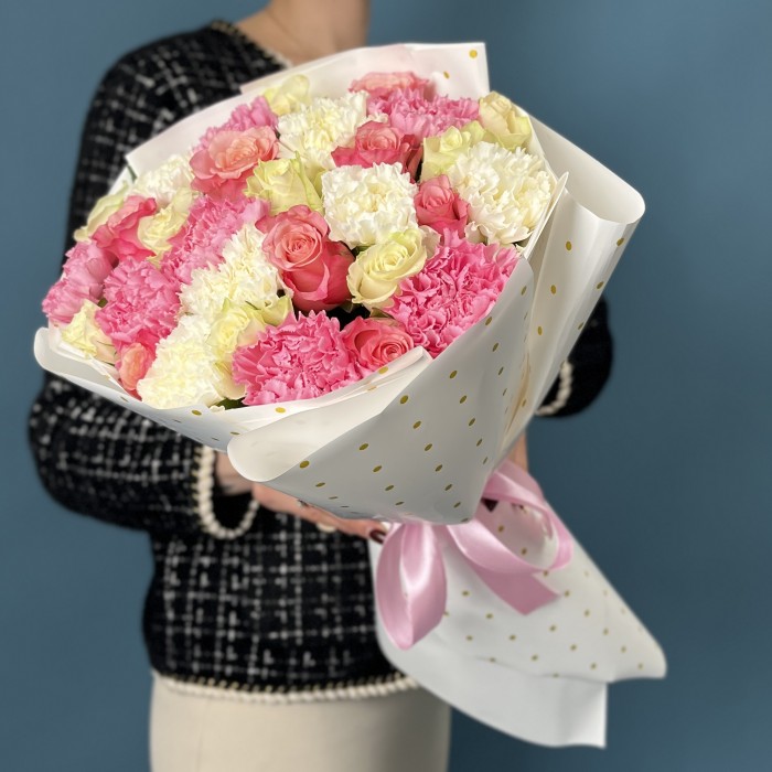 Нежный букет на Жемчужную свадьбу