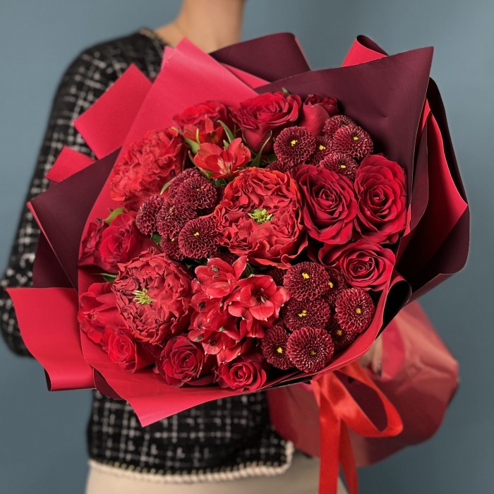 Рубиновый букет на юбилей