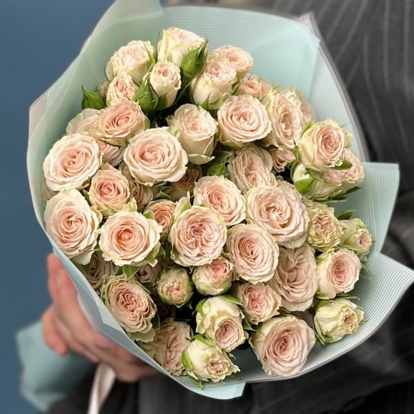 11 кустовых кремовых роз Рослин 40 см