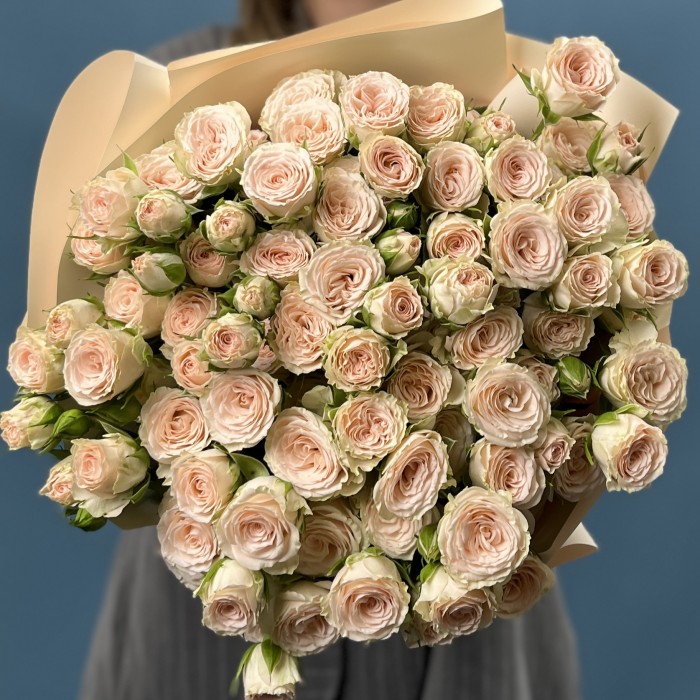 19 кустовых роз Рослин 50 см