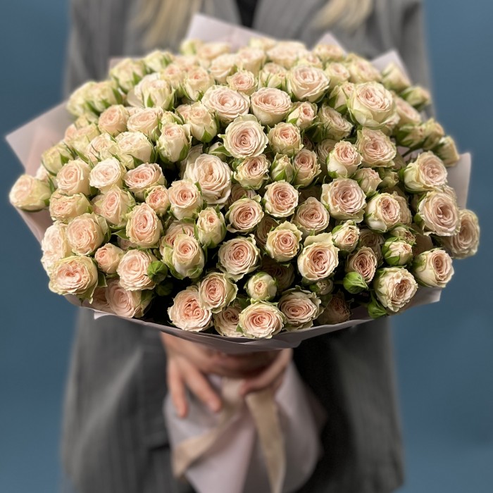 35 кустовых роз Рослин 50 см