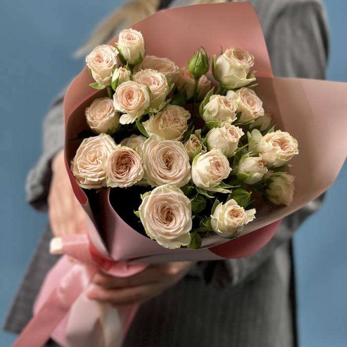 5 кустовых роз Рослин 50 см