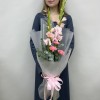 Букет с гладиолусами и розовой гвоздикой