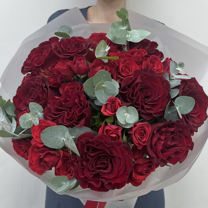Сборный букет из красных роз