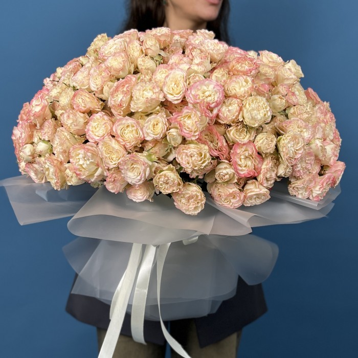 101 пионовидная роза Чарминг Флоу 40 см