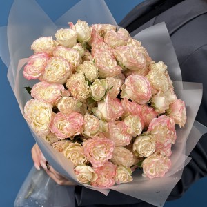 15 пионовидных роз Чарминг Флоу 40 см