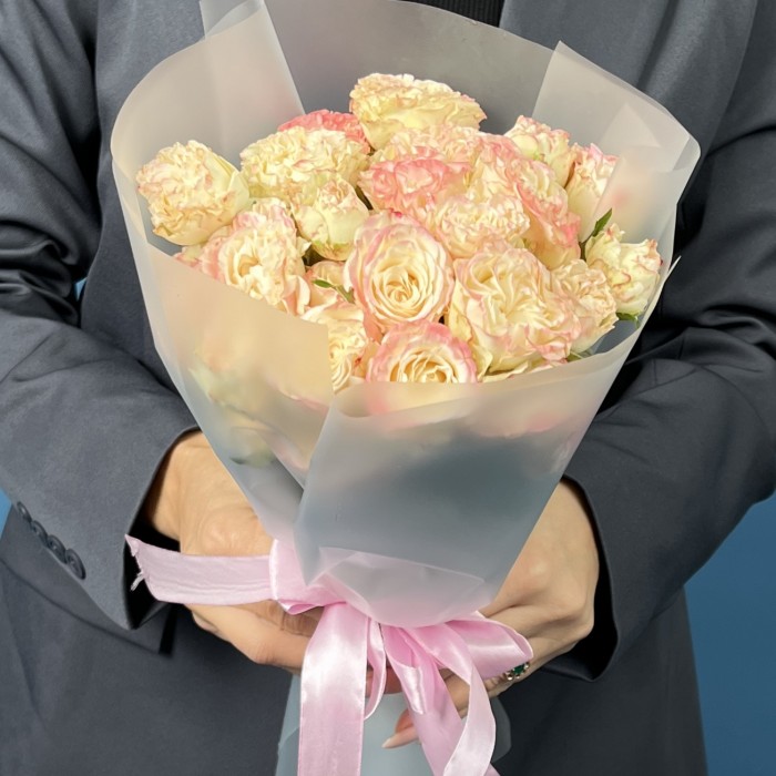 5 пионовидных роз Чарминг Флоу 40 см