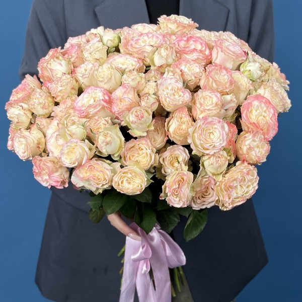 Кустовая пионовидная роза Чарминг Флоу 40 см