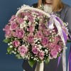 51 сиреневая роза Найтингейл с гипсофилой в корзине