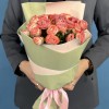 5 кустовых кирпично-белых роз Медия 40 см