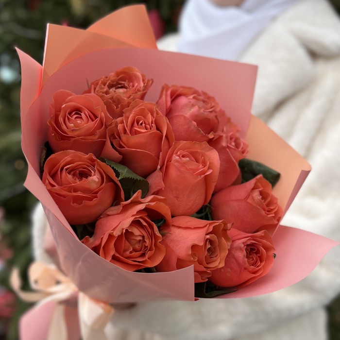 11 роз 50 см Корал Экспрешен