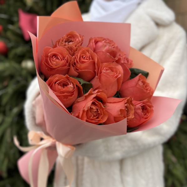 11 роз 50 см Корал Экспрешен