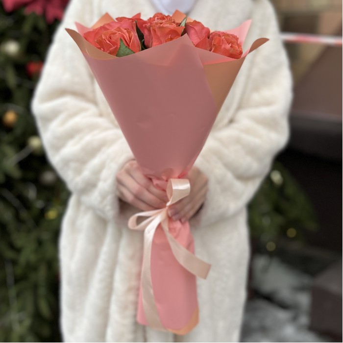 15 роз 50 см Корал Экспрешен