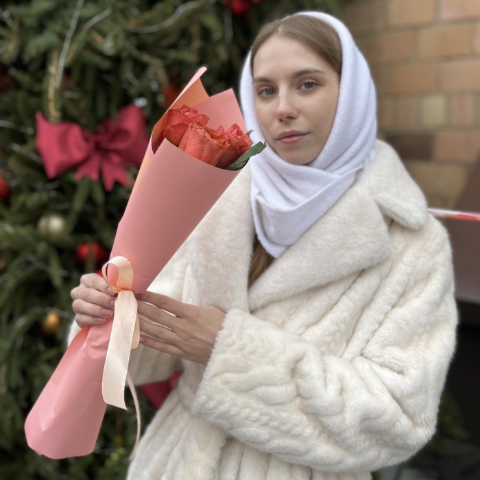 3 розы  Корал Экспрешен 50 см