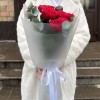 5 красных пионовидных кустовых роз Ред Пиано 40 см