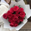 9 красных кустовых пионовидных роз Ред Пиано 40 см