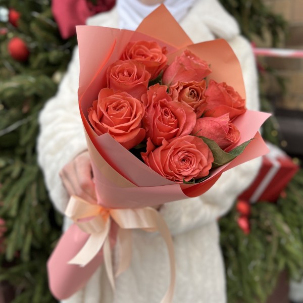 9 роз 50 см Корал Экспрешен