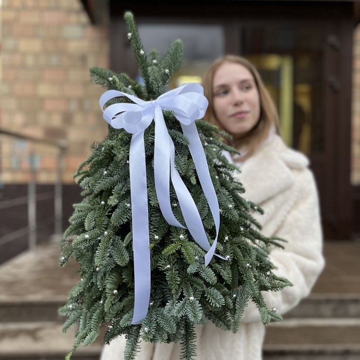Новогодняя елочка Снегурочка в жемчужном платье