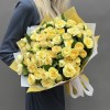 25 желтых кустовых пионовидных роз Йога Трендсеттер 40 см
