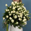 15 кустовых роз Сноу Бабл 60 см