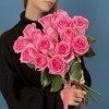 15 розовых роз аква 60 см