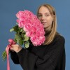 25 розовых роз аква 60 см
